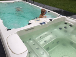 Готовый СПА бассейн с противотоком Bigeer Леоне